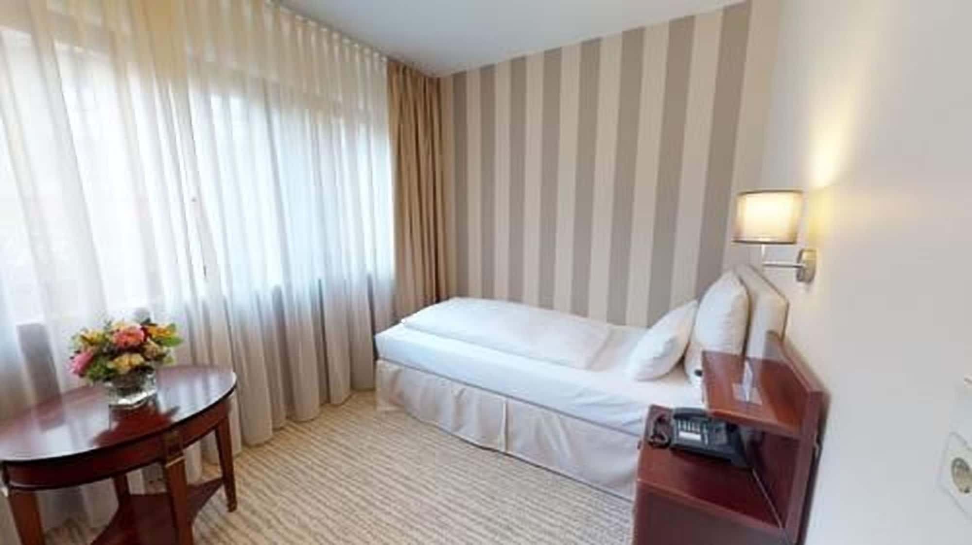 Hotel Engel Hambourg Extérieur photo